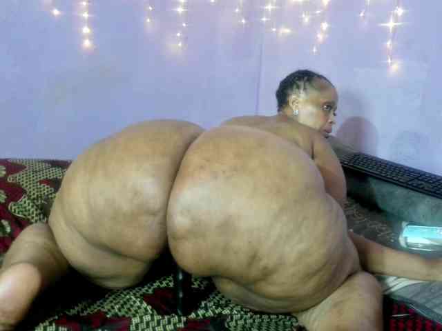 Big-Ass-Wilma webcam