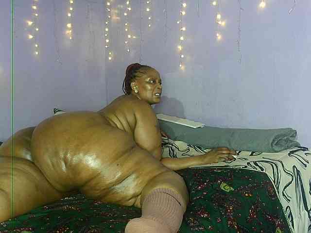 Big-Ass-Wilma webcam