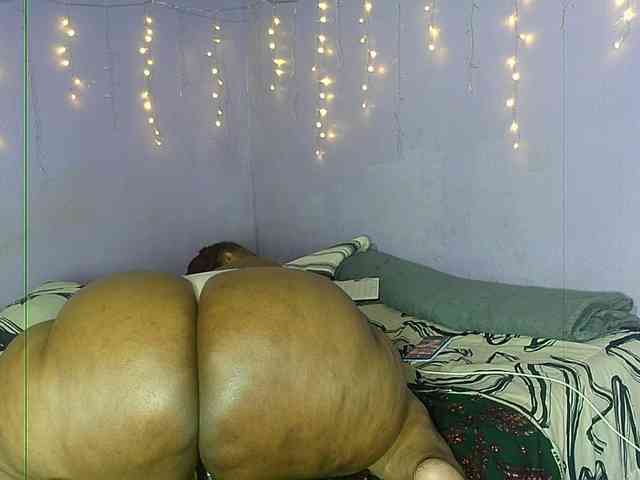 Big-Ass-Wilma webcam