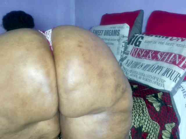 Big-Ass-Wilma webcam