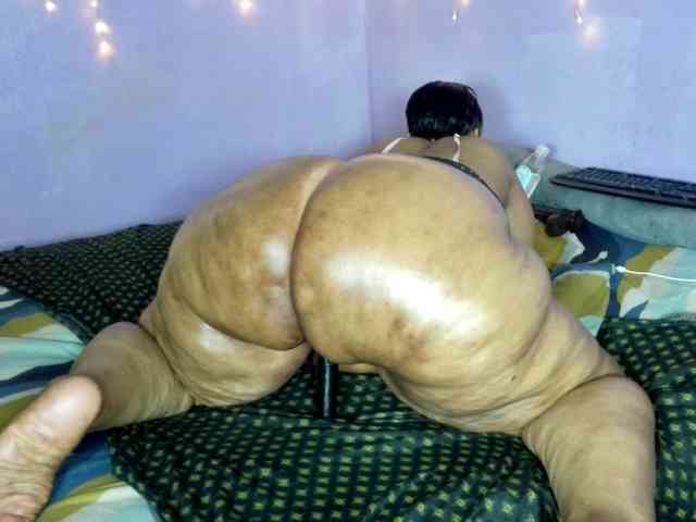 Big-Ass-Wilma webcam