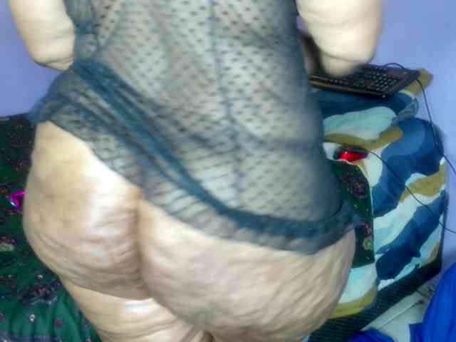 Big-Ass-Wilma webcam