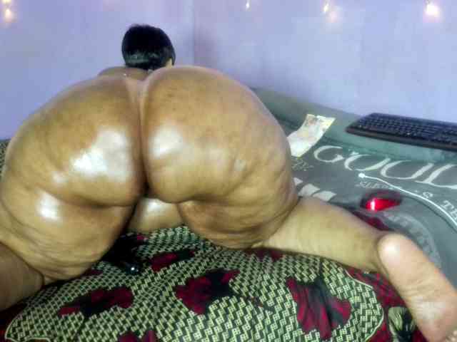 Big-Ass-Wilma webcam