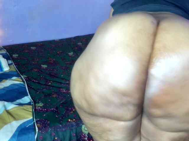 Big-Ass-Wilma webcam