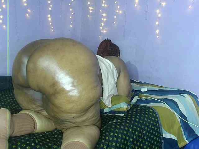Big-Ass-Wilma webcam