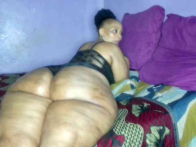 Big-Ass-Wilma webcam