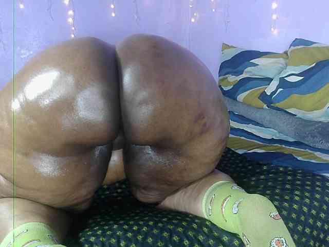 Big-Ass-Wilma webcam