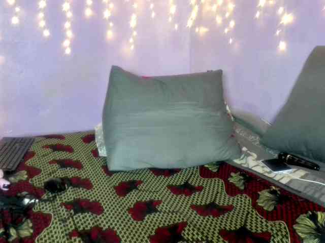 Big-Ass-Wilma webcam