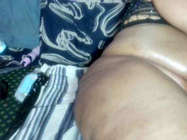 Big-Ass-Wilma webcam