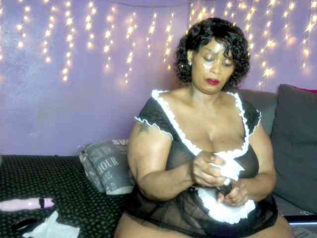 Big-Ass-Wilma webcam