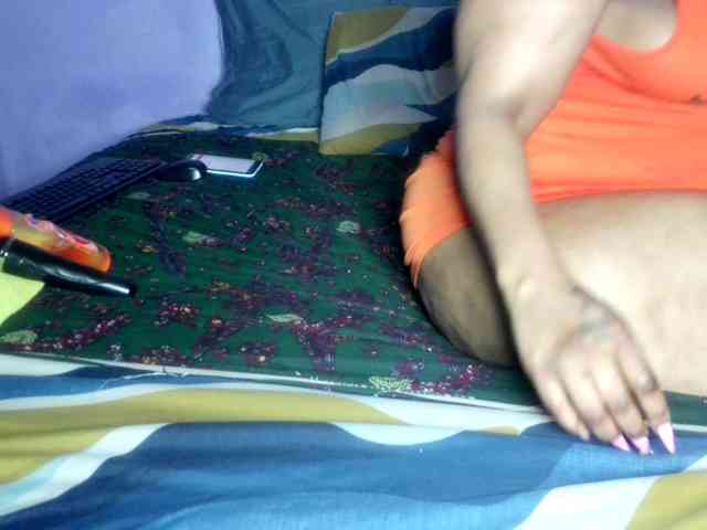 Big-Ass-Wilma webcam