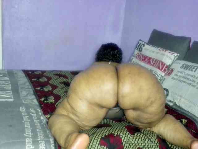 Big-Ass-Wilma webcam