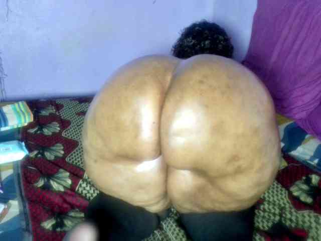 Big-Ass-Wilma webcam