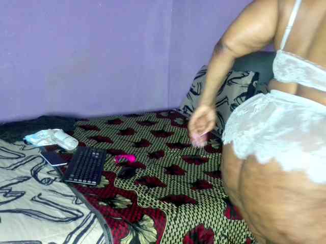 Big-Ass-Wilma webcam