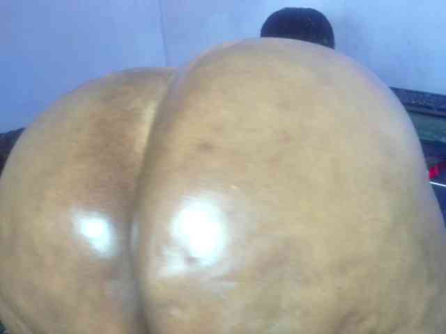 Big-Ass-Wilma webcam