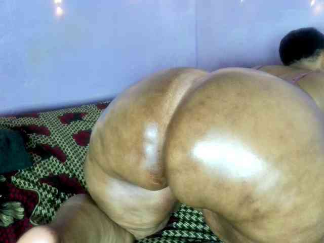 Big-Ass-Wilma webcam