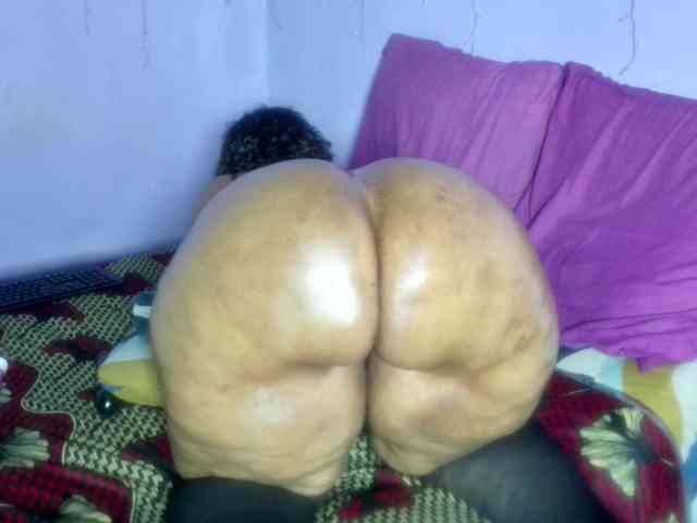 Big-Ass-Wilma webcam