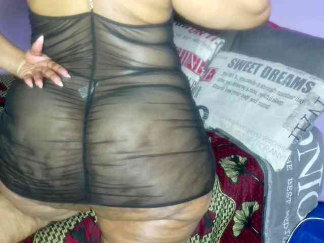 Big-Ass-Wilma webcam