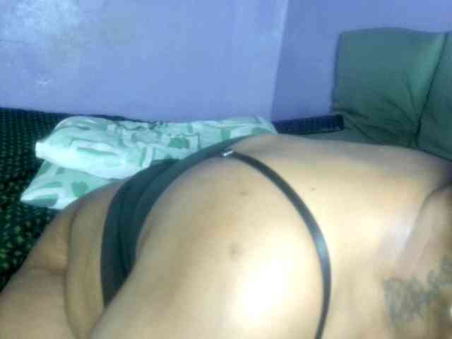 Big-Ass-Wilma webcam