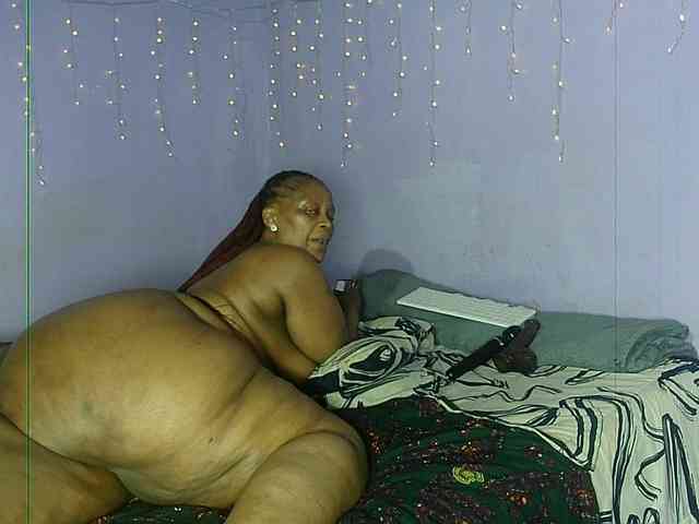 Big-Ass-Wilma webcam