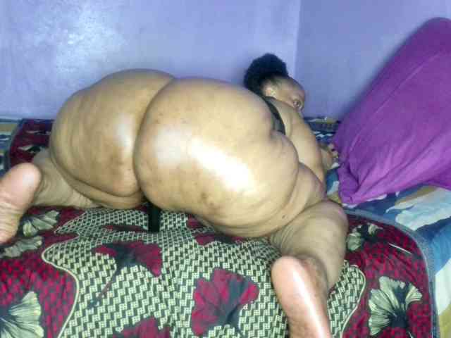 Big-Ass-Wilma webcam