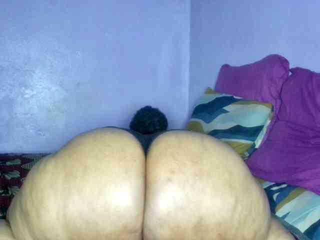 Big-Ass-Wilma webcam