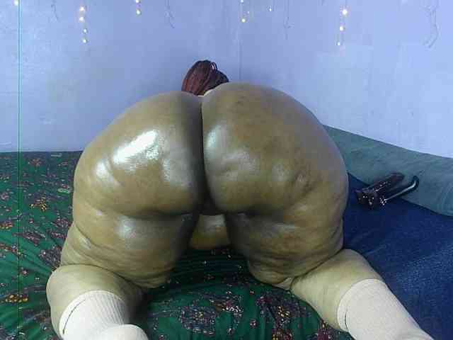 Big-Ass-Wilma webcam