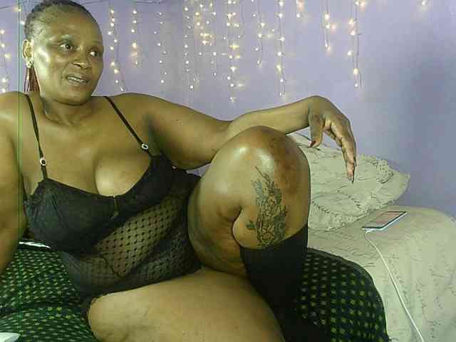 Big-Ass-Wilma webcam