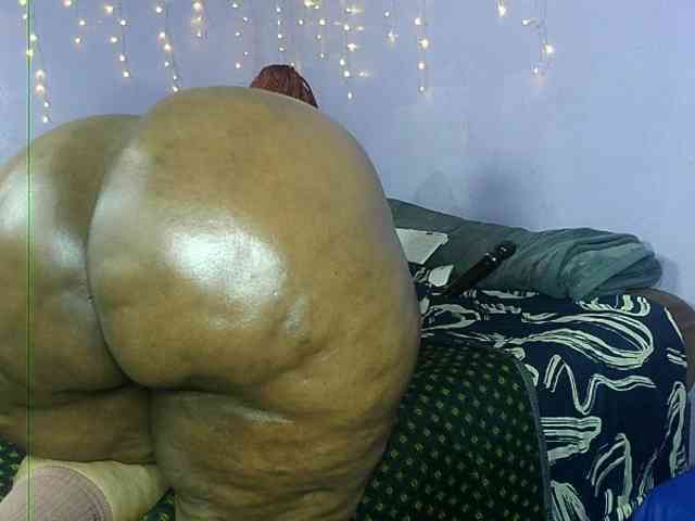 Big-Ass-Wilma webcam