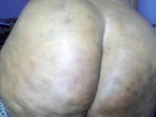 Big-Ass-Wilma webcam