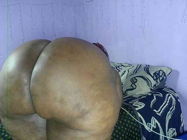 Big-Ass-Wilma webcam