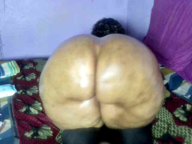 Big-Ass-Wilma webcam