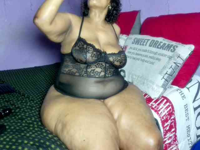 Big-Ass-Wilma webcam