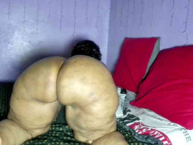 Big-Ass-Wilma webcam