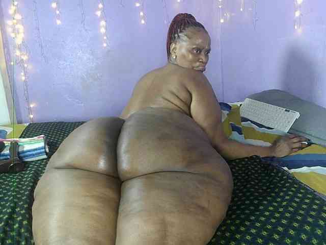 Big-Ass-Wilma webcam