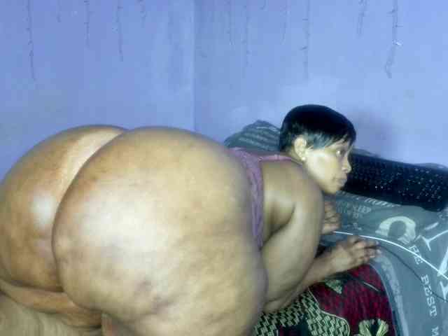 Big-Ass-Wilma webcam