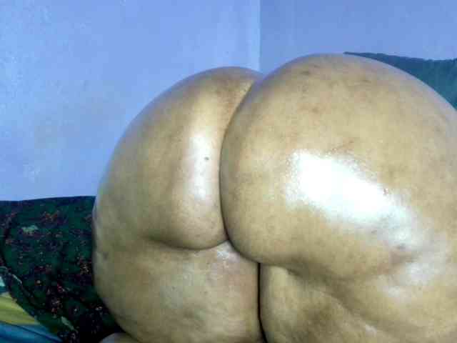 Big-Ass-Wilma webcam