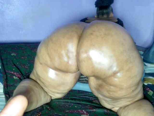 Big-Ass-Wilma webcam