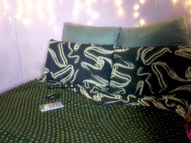 Big-Ass-Wilma webcam