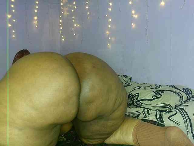 Big-Ass-Wilma webcam
