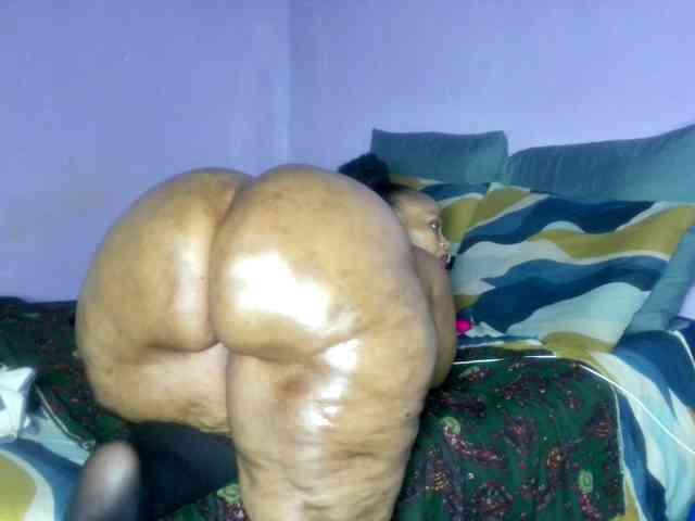 Big-Ass-Wilma webcam