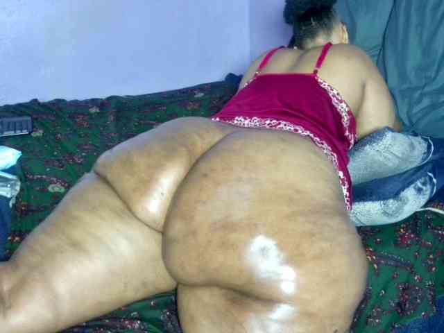 Big-Ass-Wilma webcam