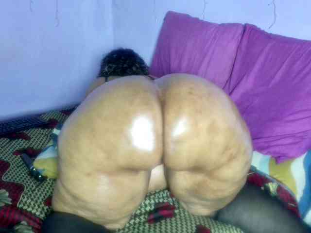 Big-Ass-Wilma webcam