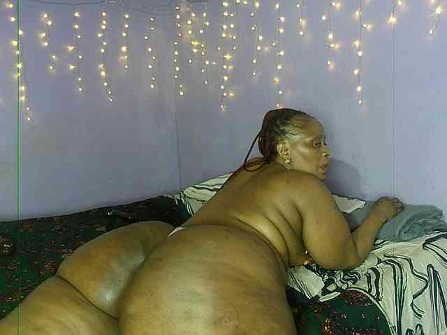 Big-Ass-Wilma webcam