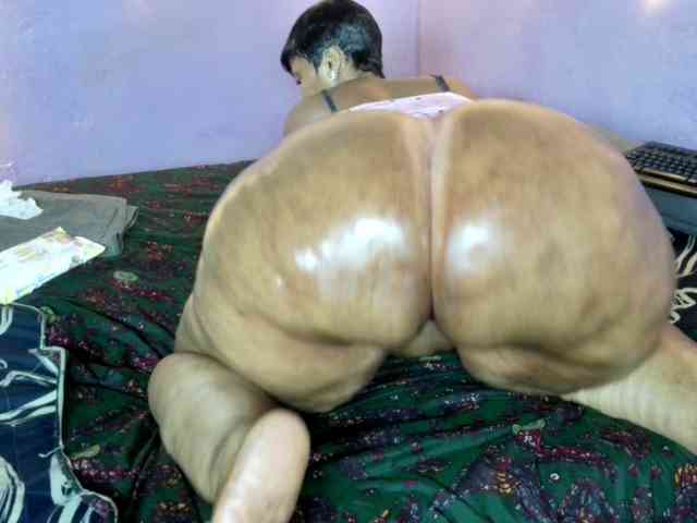 Big-Ass-Wilma webcam