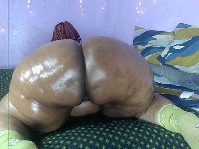Big-Ass-Wilma webcam