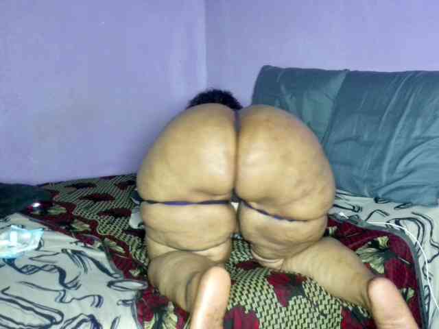 Big-Ass-Wilma webcam