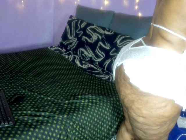 Big-Ass-Wilma webcam