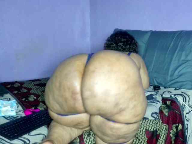 Big-Ass-Wilma webcam