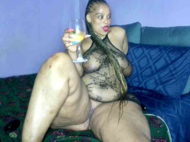 Big-Ass-Wilma webcam